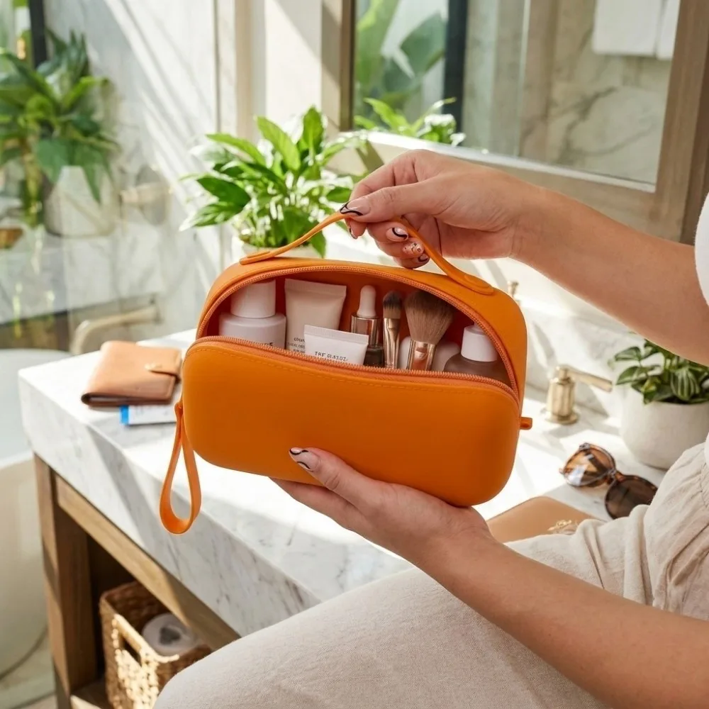 Multifunctional Silicone Cosmetic Bag Portable Zippered Organizer Pouch Wrist Strap With Handle Waterproof Toiletry bag Vacation