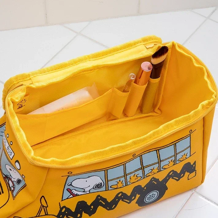 Snoopys Bus Cosplay Women Cosmetic Bag Portable Waterproof Outdoor Storage Bags Toiletries Organize Bag Girl Travel Makeup Cases