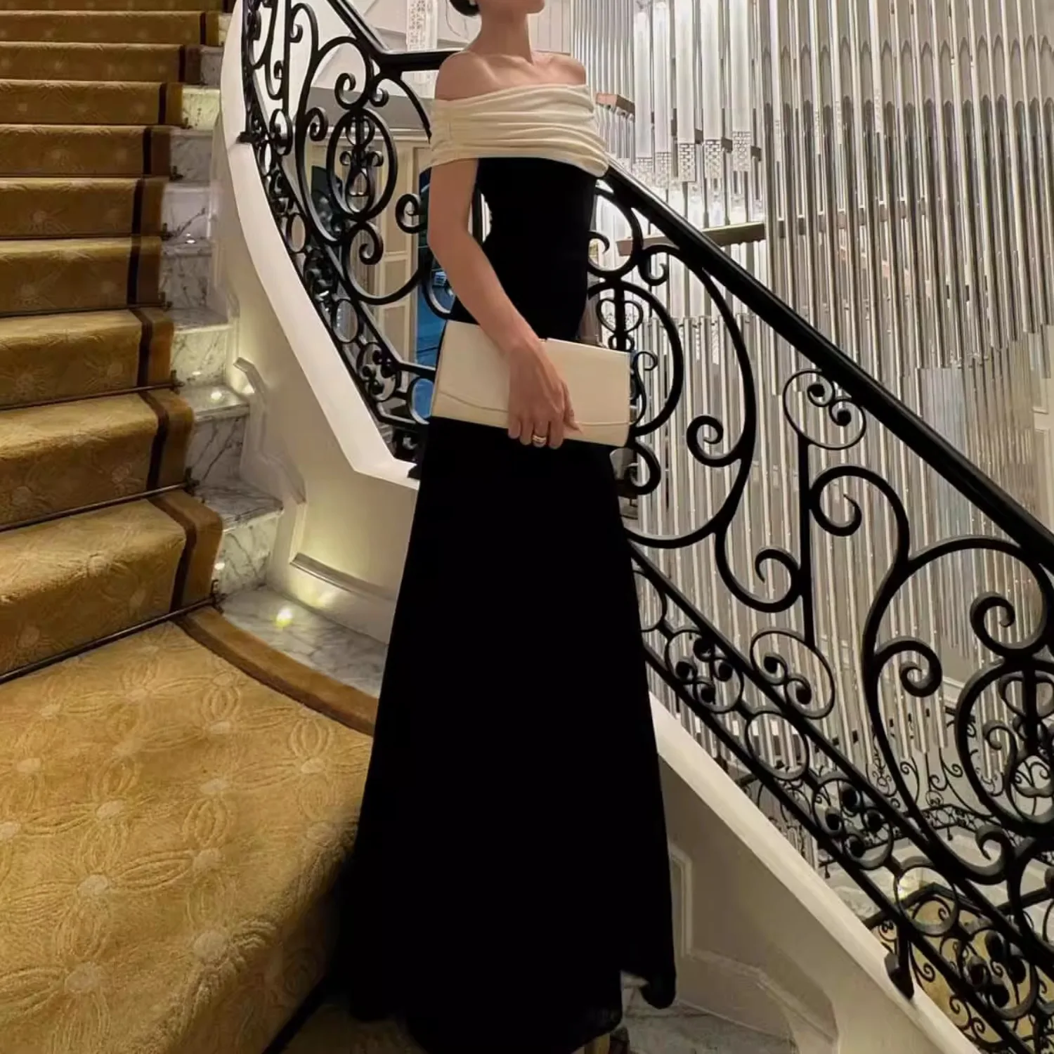 فستان أسود برقبة مائلة للنساء أنيق للربيع ماكسي فيستدوس ضيق للحفلات المسائية ملابس طويلة للسيدات للصيف