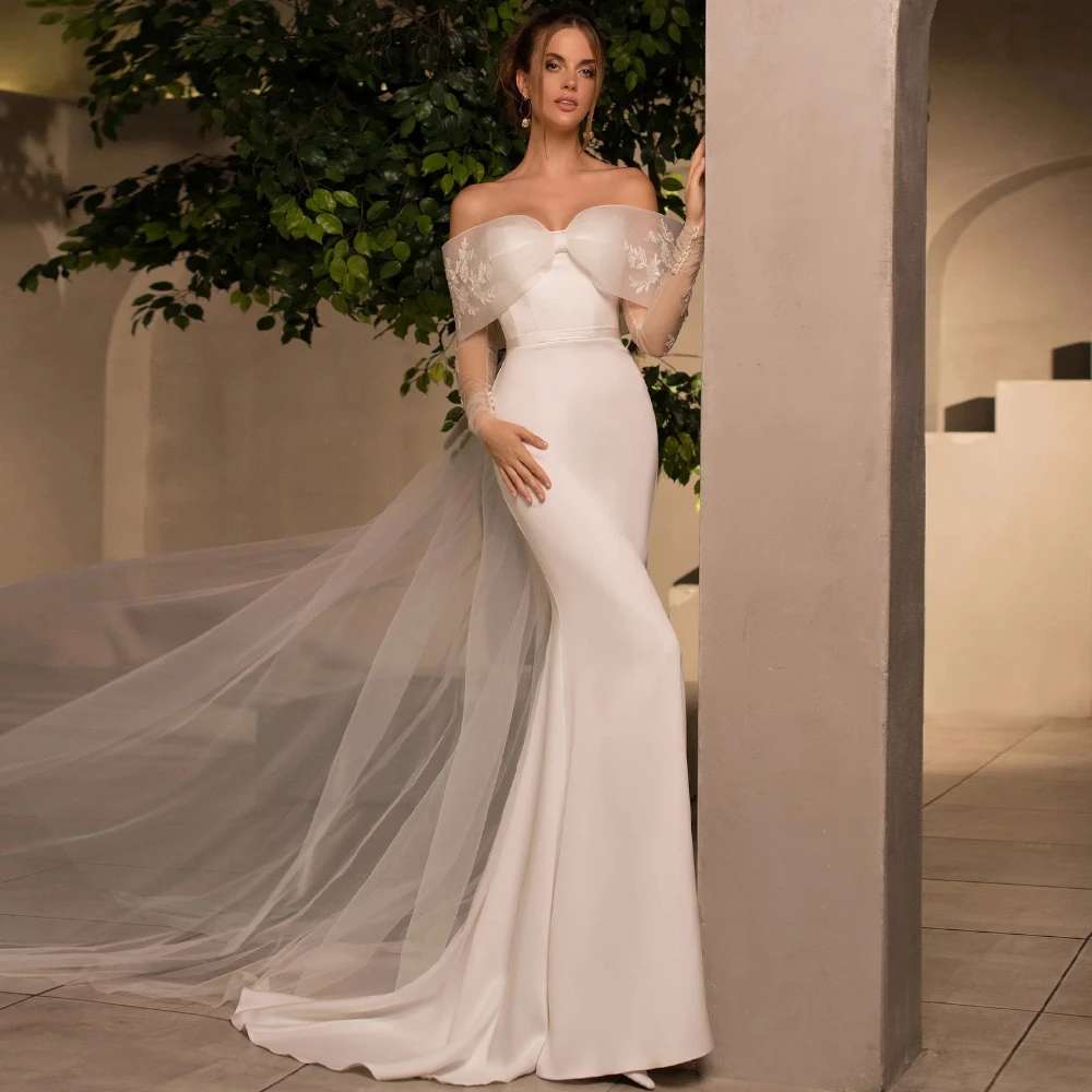 Abito da sposa in morbido raso bianco personalizzato Abito da sposa sexy con scollo a barchetta e spalle scoperte Abito da sposa con strascico a sirena da sogno