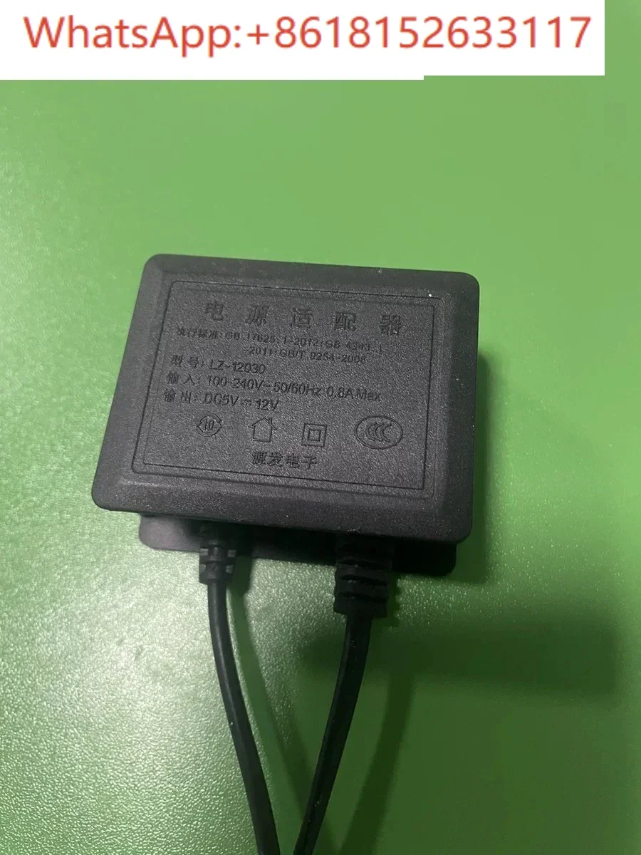 Выход адаптера питания видеорегистратора DC5V=12V модель LZ-12030