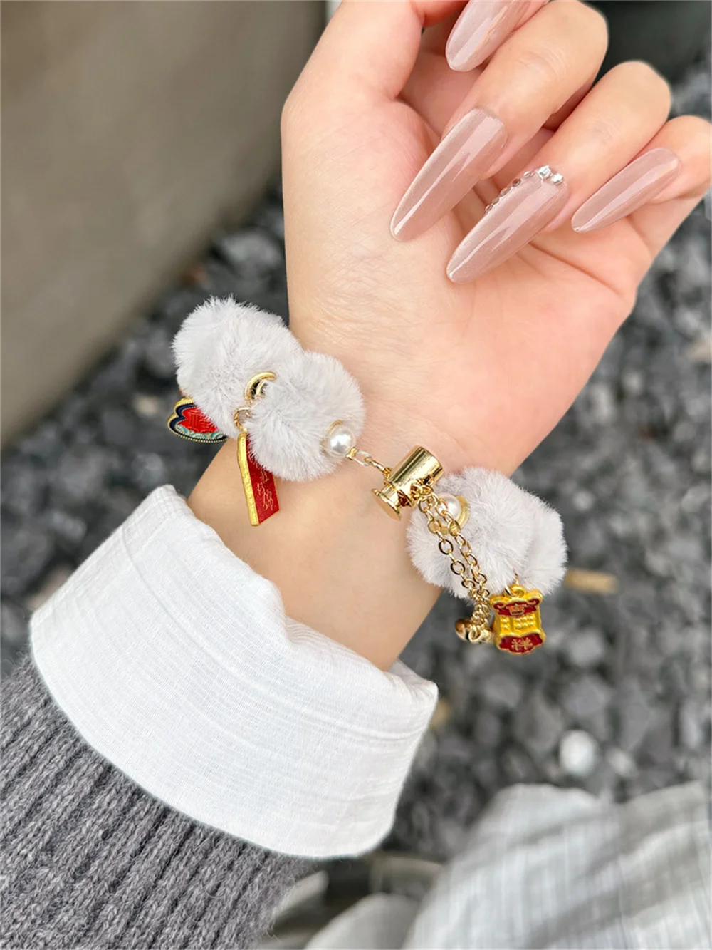 Luxury Plush Strap For Xiaomi Mi Band 9 8 7 6 5 Miband Wristband Hairy Bowknot Butterfly Flower Heart Pendant Bracelet Watchband image 3