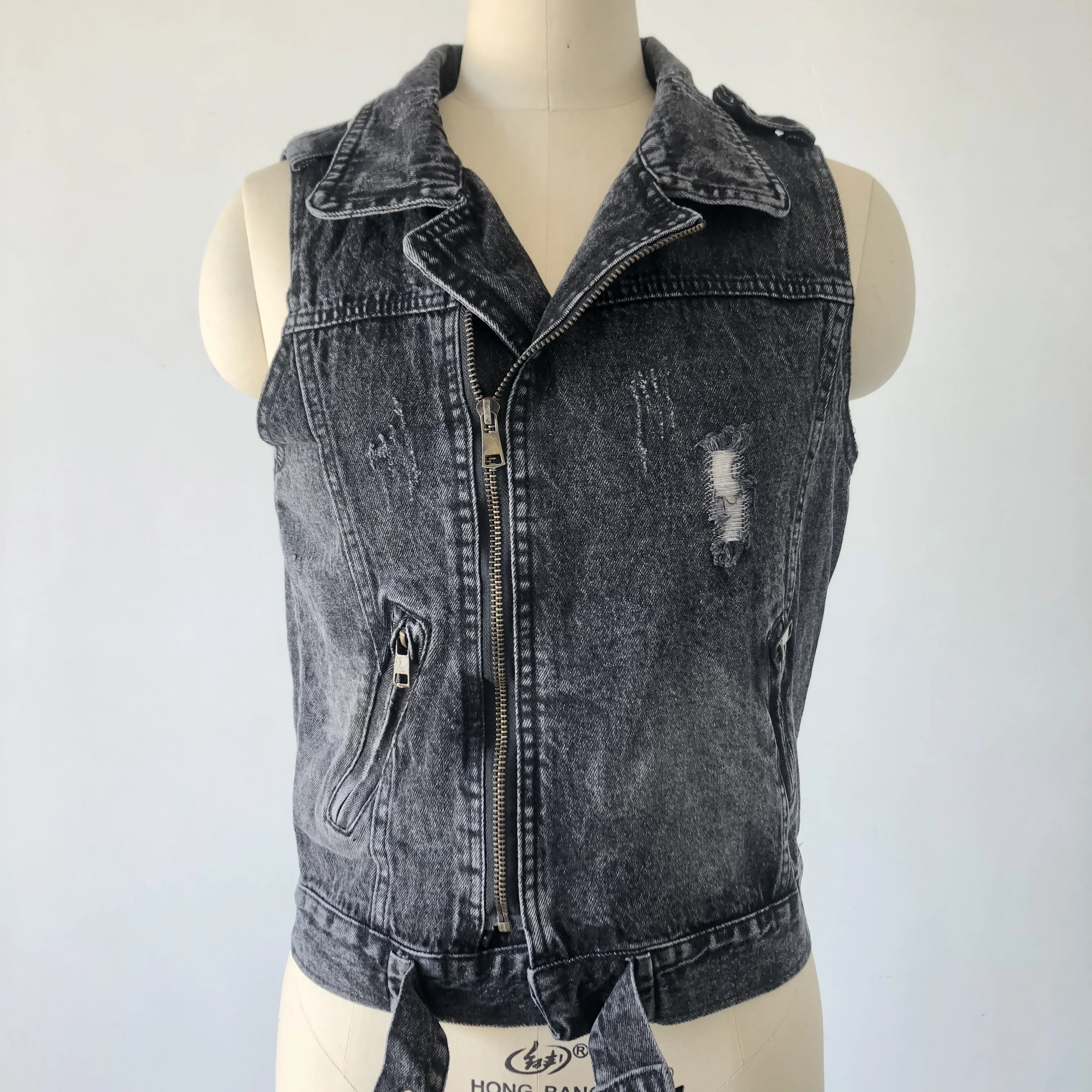 Women's Sleeveless Denim Vest Wild Tops Short Jacket Smoky Gray Jean Waistcoat Female Fashion Spring Autumn Size 3XL