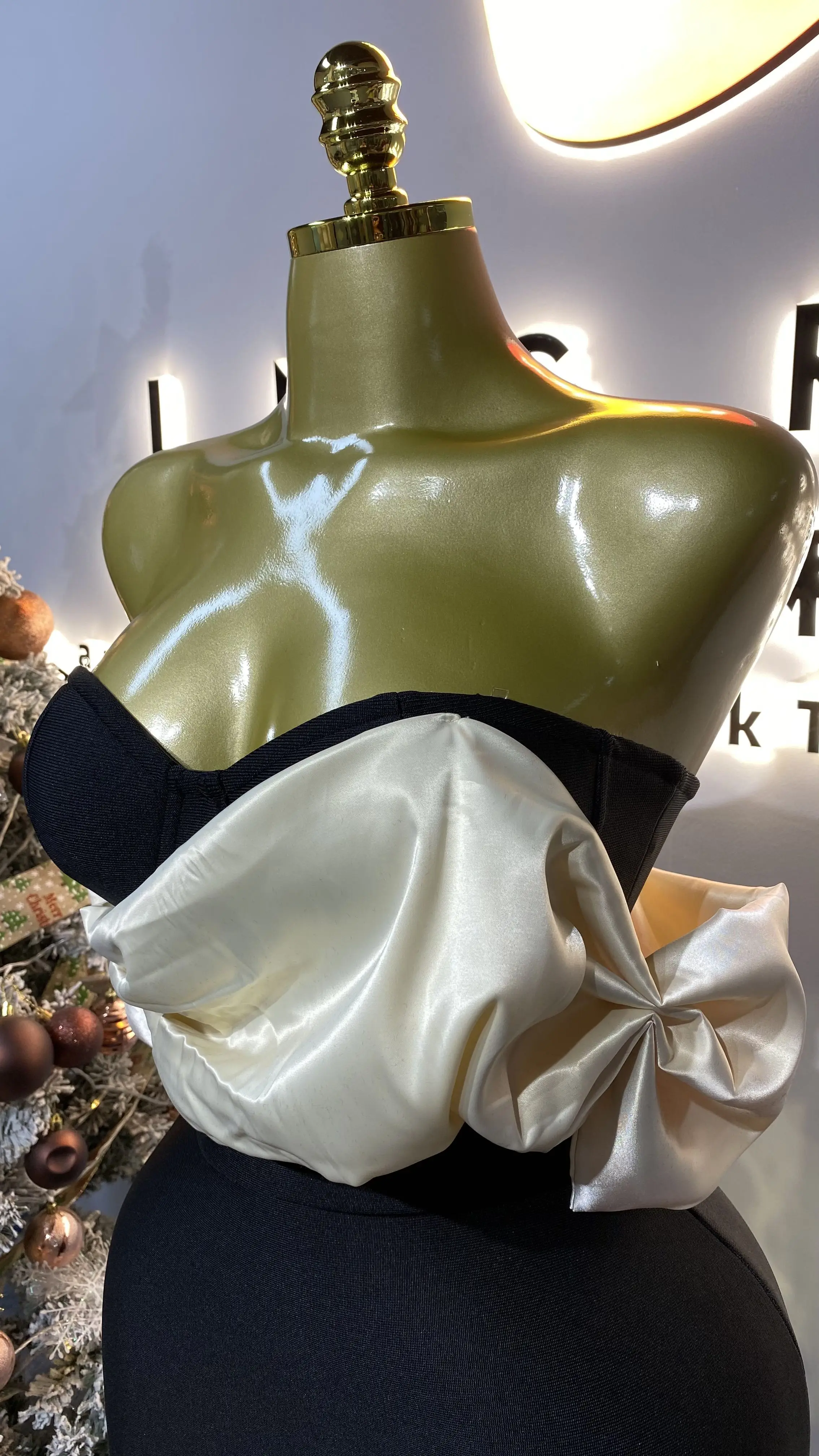 فستان مثير بدون ظهر بكتف واحد وأكمام قصيرة مع خصر مناسب وأشرطة على الورك - GZXX386 #5