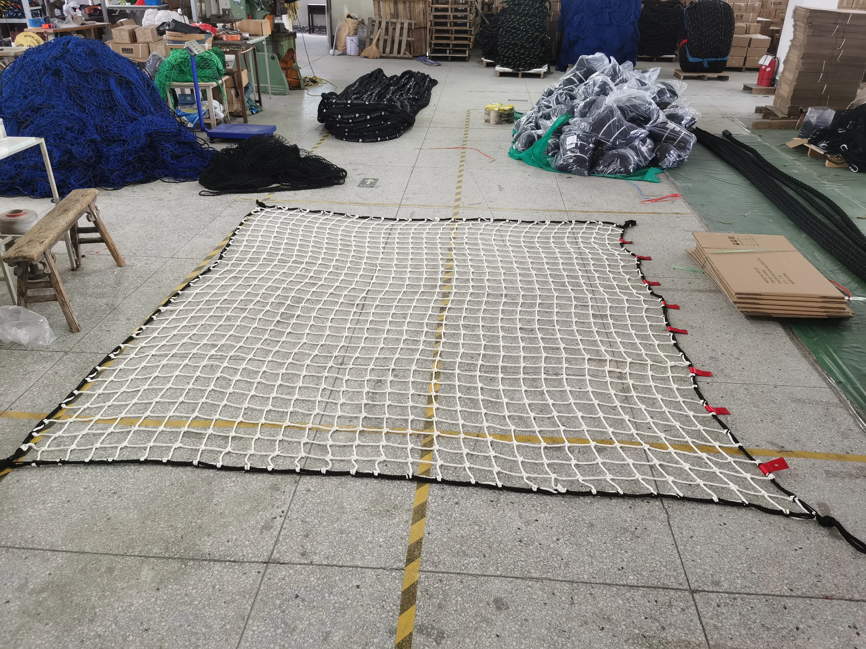 Factory Customized Cargo Net Nylon Safety Netting Goods Cover Net for Airport