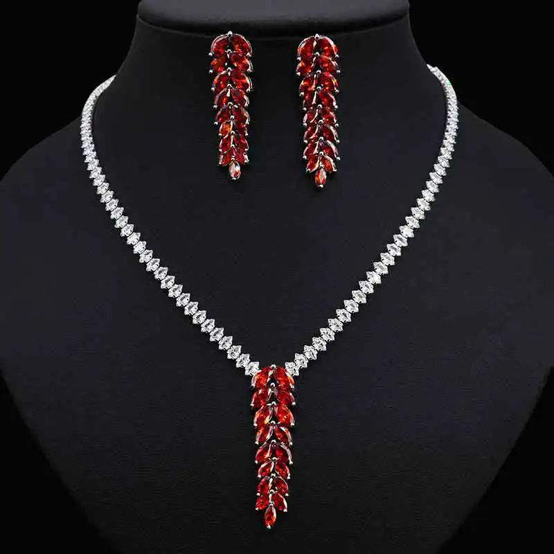 

Luxury Cubic Zirconia Jewelry Set Trendy Elegant Woman Necklace Earrings Set Suitable for Wedding Danquet Accessories Gifts