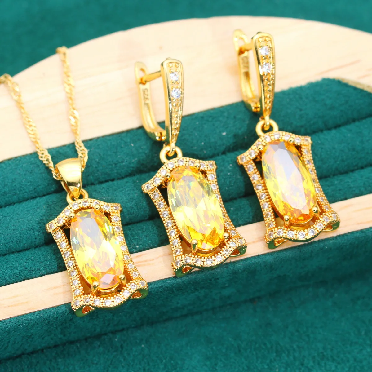 Shine Gold Color Jewelry Sets For Women Wedding Noble Yellow Zircon Bracelet Earrings Necklace Pendant Ring Dating Gifts