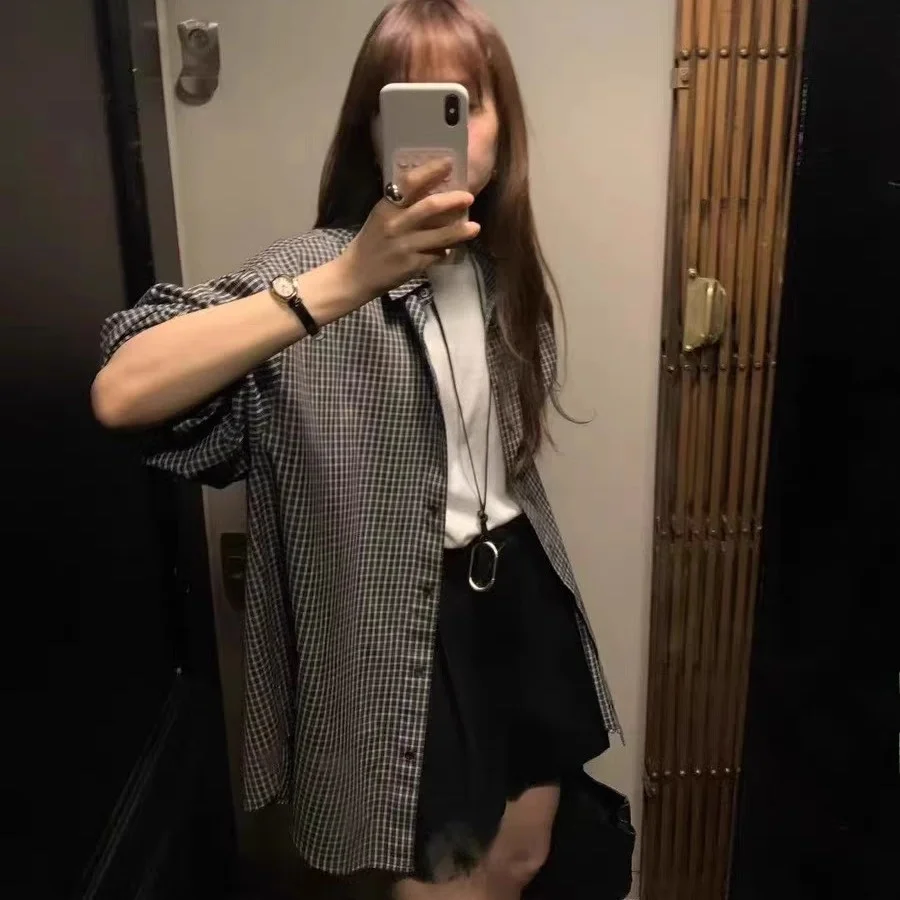 เสื้อเชิ้ตลำลองทรงหลวม แขนยาว ลายสก็อต ปกพับ สำหรับผู้หญิง ความยาวปานกลาง เหมาะกับฤดูใบไม้ร่วง แฟชั่นทันสมัย