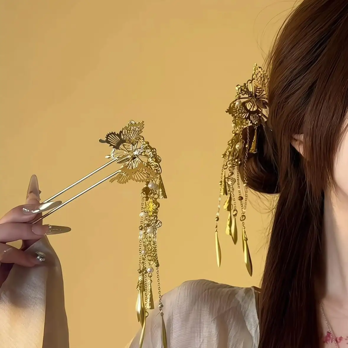 

New Chinese-style golden hollow butterfly fringed hairpin retro national style temperament Hanfu accessories women