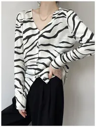 Spring and Autumn New Women's cashmere cardigan 2022 spring and autumn thin zebra fashion casual cashmere soft delicate V-neck t