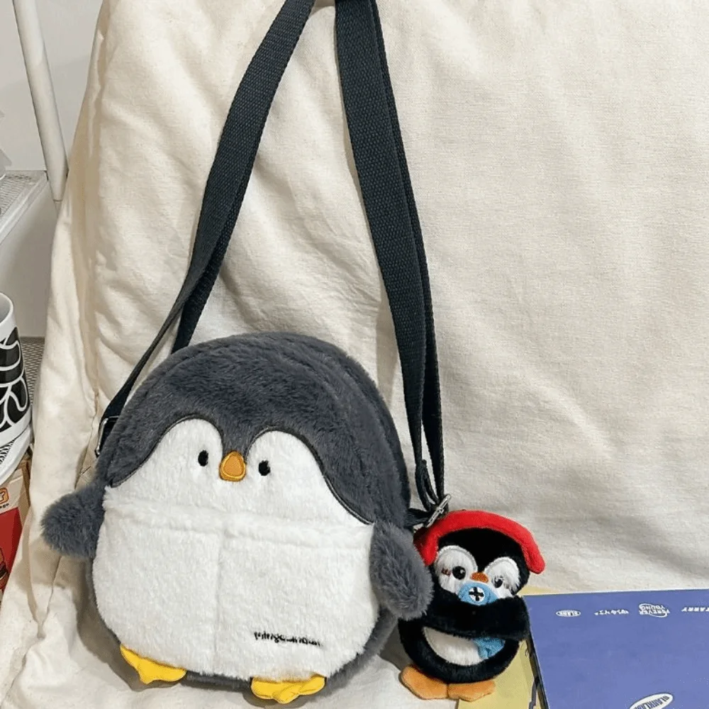 حقيبة كتف لطيفة على شكل بطريق كاواي، حقيبة ظهر ناعمة على شكل قرش، حقيبة كتف حيوانية واقعية المظهر للاستخدام الخارجي