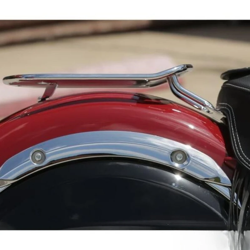 

Install e chrome-plated luggage rack for e back seat, and install t black rear shelf for the leader.
