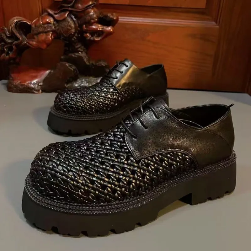 

Men Derby Shoes Hand Woven Thick Soled Breathable Casual Shoes