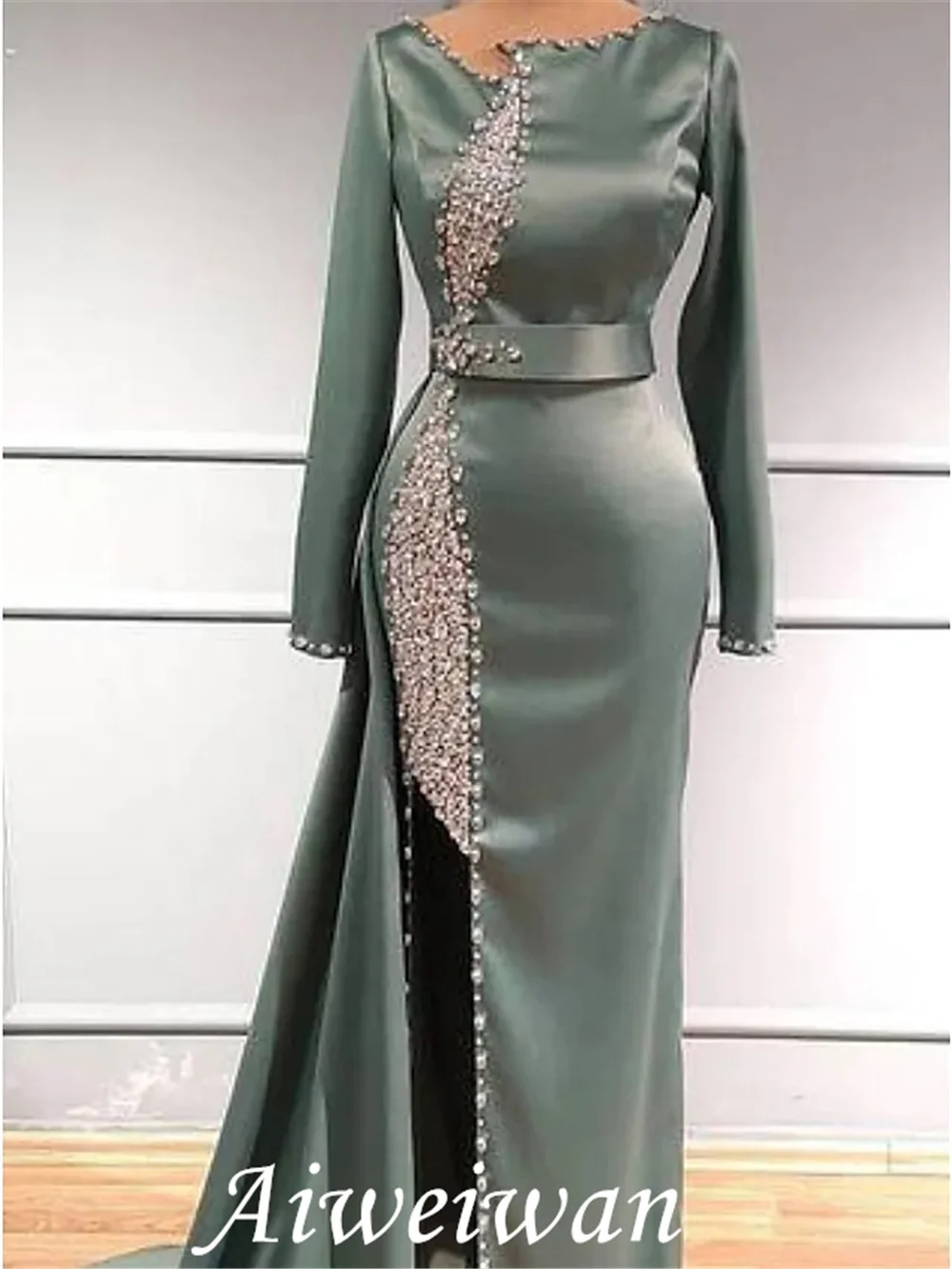 

Glittering Elegant Engagement Formal Evening Dress Jewel Neck Long Sleeve Sweep / Brush Train Charmeuse with Beading Sequin