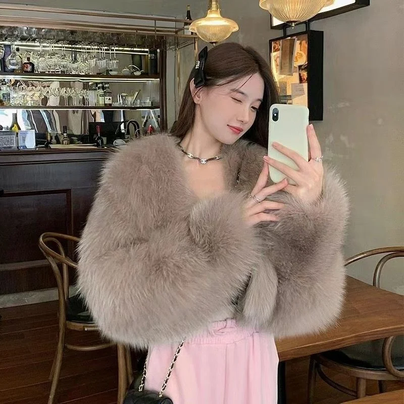 2026 Xiaoxiangfeng Female Short Imitation Fox Fur Coat Women's Winter Super Age-reducing Young Versatile Foreign High-end Top 5