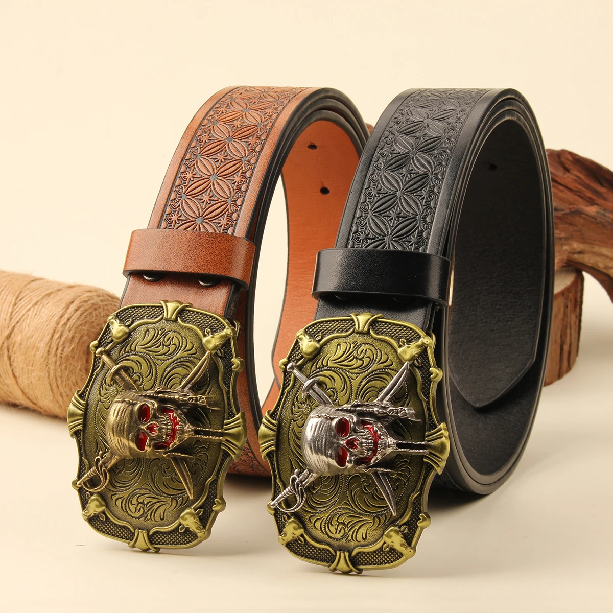 2025 جديد رجل أحمر العين الجمجمة النحاس مشبك 3.7 سنتيمتر واسعة حزام خصر عصري للرجال والنساء أحزمة نمط الدنيم الغربي cintura uomo
