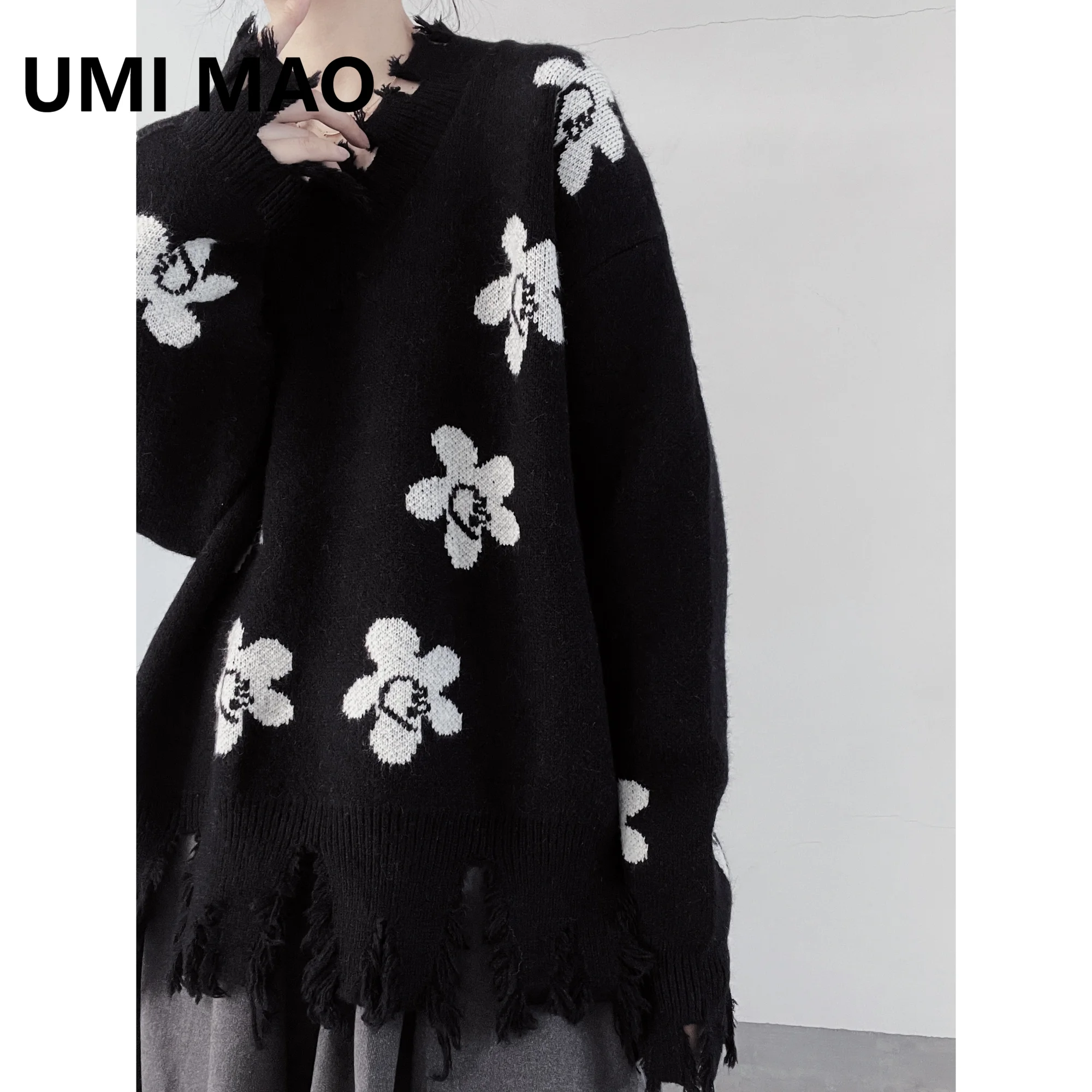 UMI MAO A Niche Top Design Dark Floral Irregular V-neck Pullover Sweater For Autumn And Winter Worn Out Knit Sweater Femme