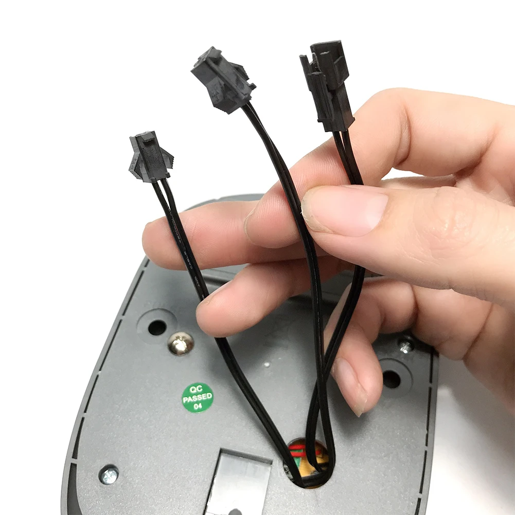 تتبع تقدم اللياقة البدنية بسهولة على دراتك الثابتة مع عداد السرعة المبتكر الذي يتميز بواجهة عرض LED شفافة #2