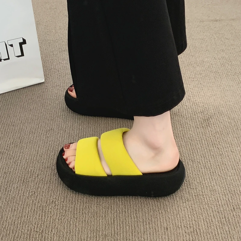 Women Flats Platform Slippers Casual Sandals Summer Shoes Woman 2025 Fashion Sport Beach Shoes Comfort Flip Flops New Slides