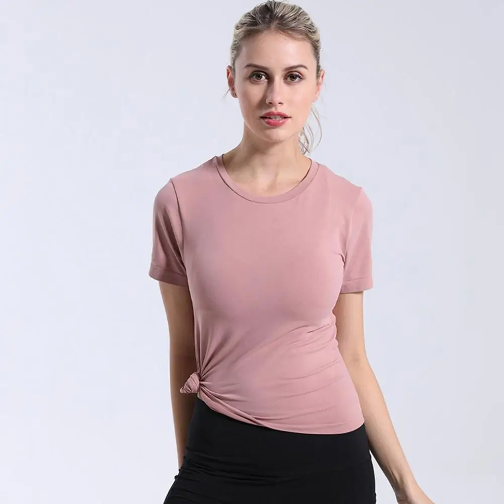 

Women Yoga Top Seamless Knitted Yoga Shirt Seamless Women's Yoga Top with High Elasticity Quick Dry Technology for Gym for Sweat