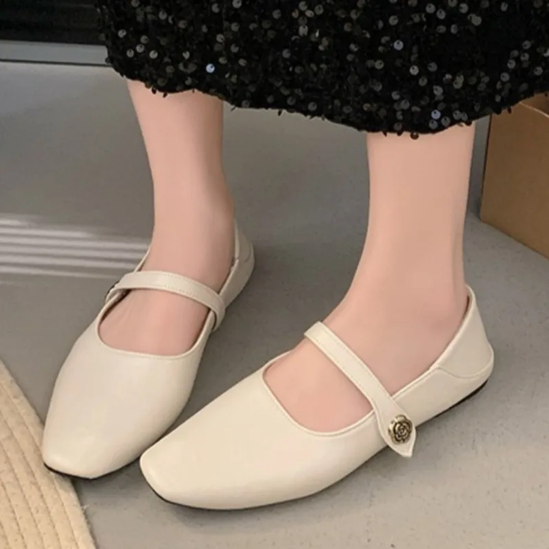 2025 primavera de las mujeres nuevo Sexy puntiagudo diseñador mocasines planos antideslizantes Casual cómodo boca baja plana antideslizante zapatos bajos