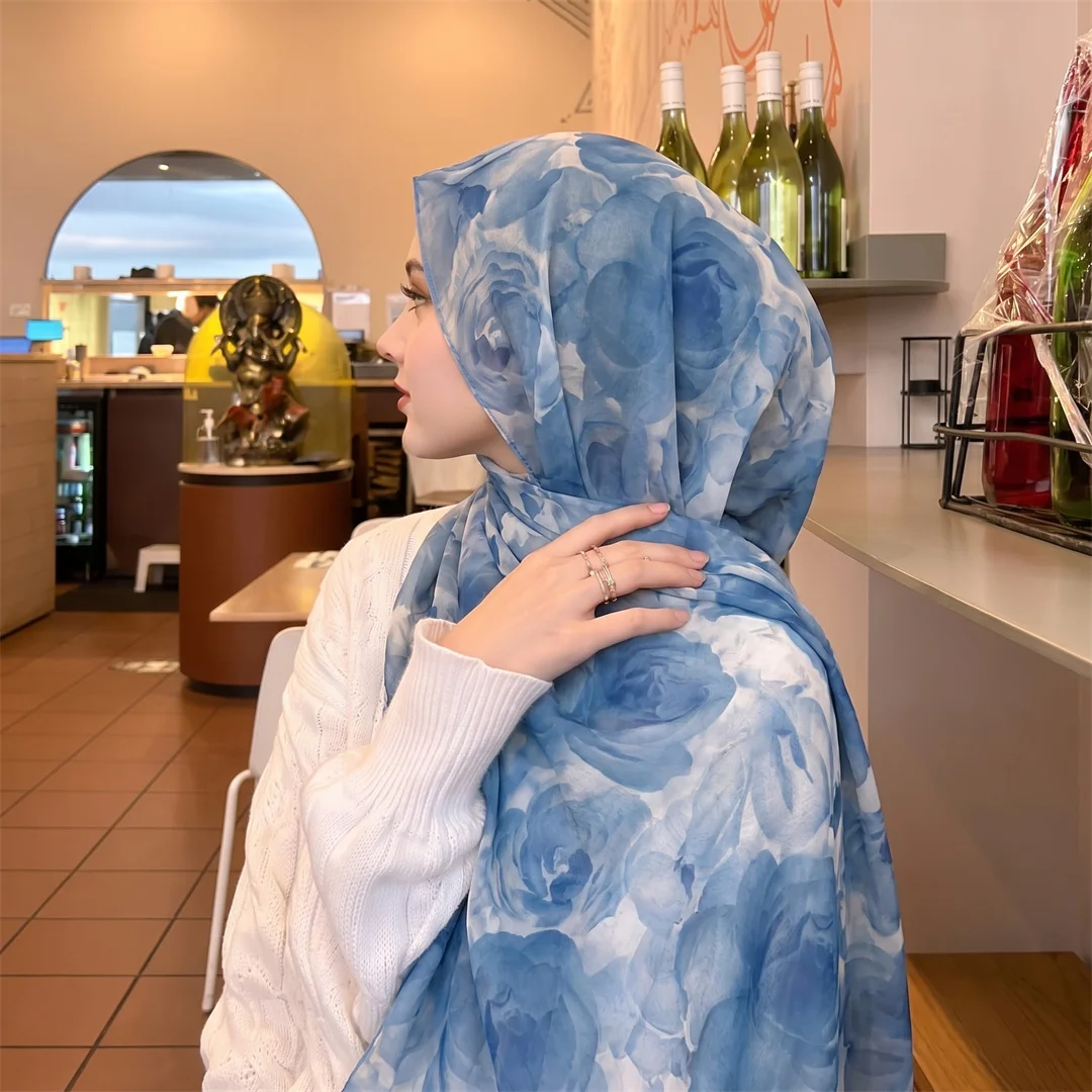 水彩画の花柄プリントヒジャブ、柔らかく軽量なムスリム女性用スカーフ、イスラムヘッドラップ、デイリーファッションショール、アラブ女性用ターバン