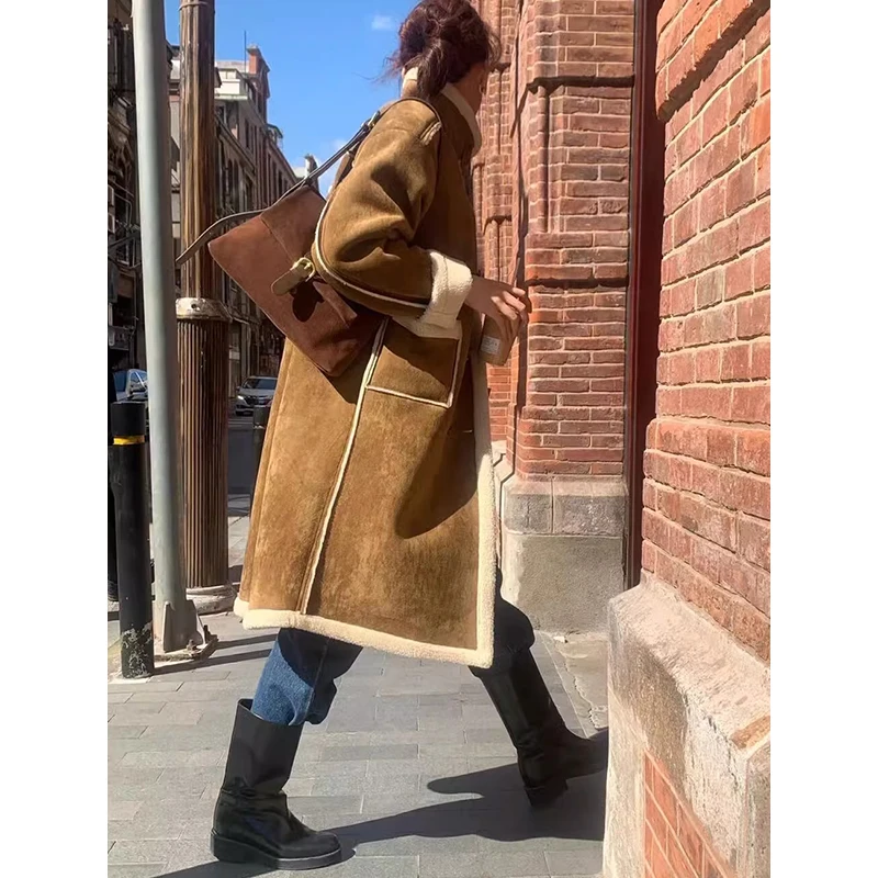 [EWQ] Vintage Contrast Colors Spliced Faux Fur Coat Long Sleeve Thick And Warm Women Winter Woolen Coat 2024 Autumn New 16O2380