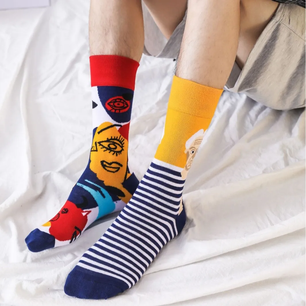 

New Creative Couple AB Asymmetric Trendy Socks Fashionable Personalized Trendy Cartoon Jacquard Long tube cotton socks