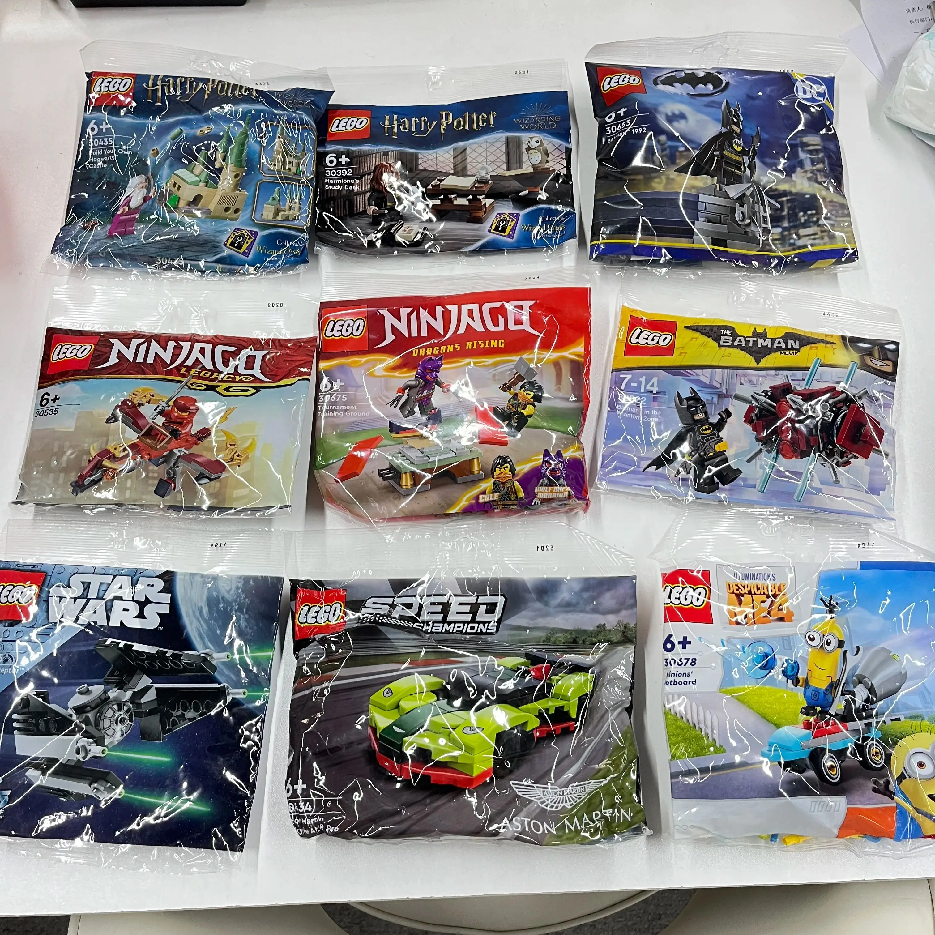 LEGO Ninjago Legacy Minifigure Kai (Fire Dragon Polybag) with Kai