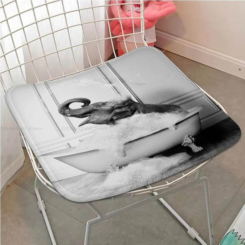 Animal Poster Elephant Giraffe Toilet Bathtub Black White Decorative Chair Cushion Soft Office Car Seat Comfort Breathable Chair