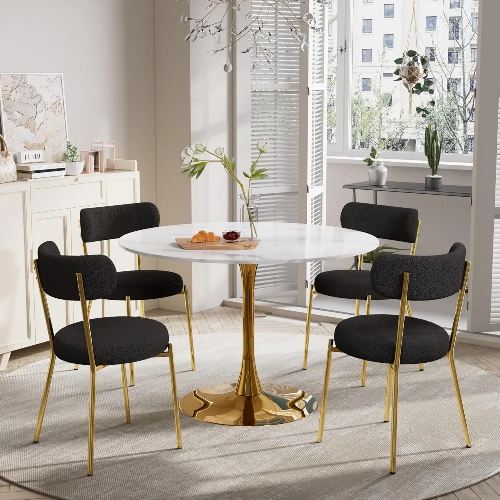 طاولة طعام مستديرة مقاس 34 بوصة لسطح MDF من الرخام الأبيض السميك 2-4 - 0.7 بوصة وقاعدة معدنية ذهبية، مطبخ حديث في منتصف القرن