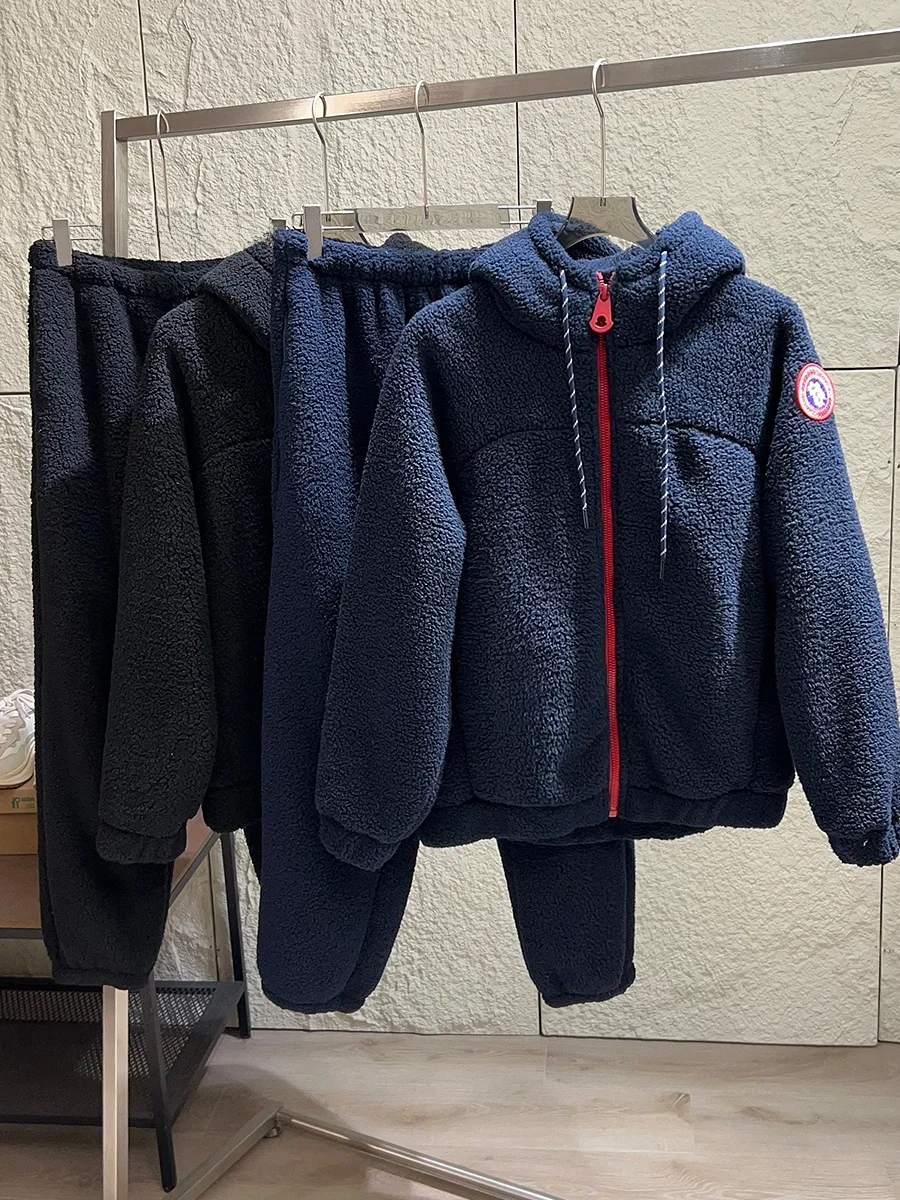 ensemble-de-vetements-d'interieur-d'hiver-en-polaire-epaisse-style-pyjama-pour-hommes-et-femmes-en-tissu-polyester-doux-multicouche-et-epaissi