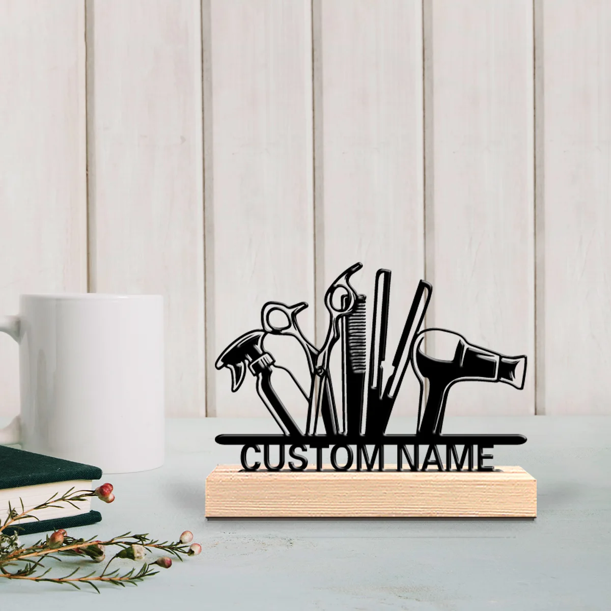 

1 шт. Забавная персонализированная металлическая статуэтка-инструмент для стрижки волос, символическая настольная декорация с деревянной подставкой, подходит для подарка