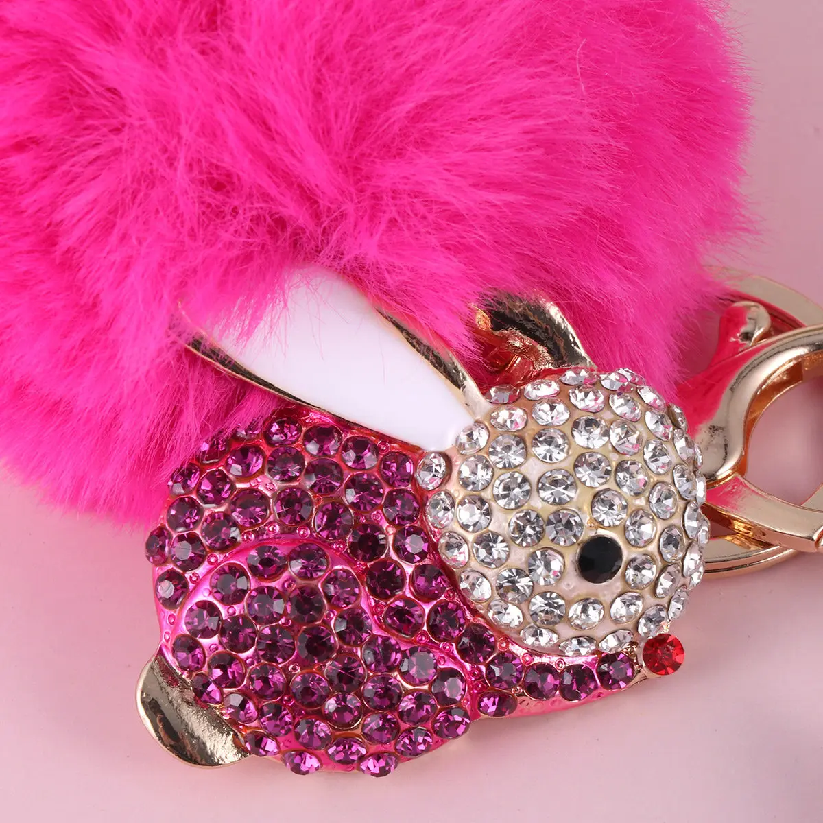 Rabbit Keyring Delicate Workmanship Fashion Key Chain Pendant for Bag Car Key Rucksack Belt Easter Gift Rosy Rabbit Keyrings