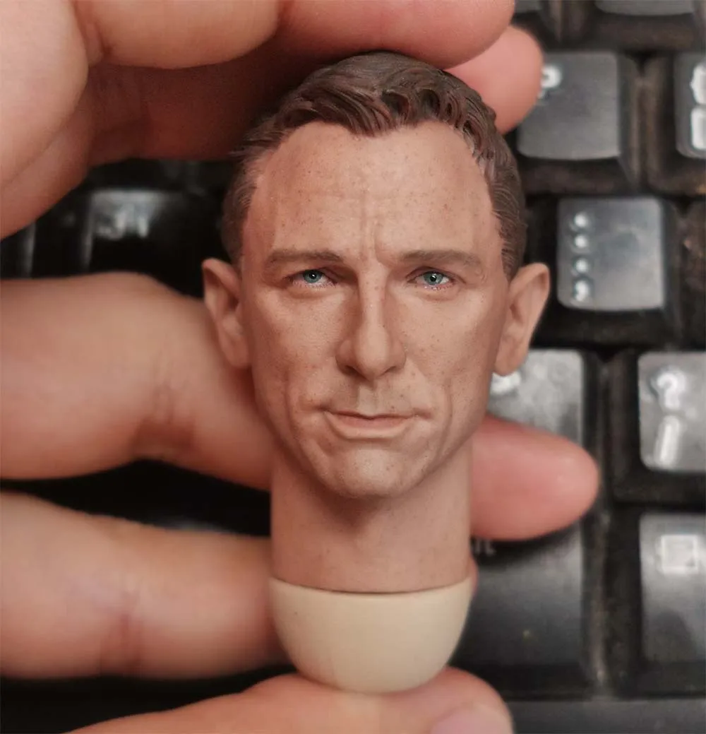 

1/6 Male Soldier Actor Daniel Craig Head Carving Model Accessories Fit 12'' Action Figure Body In Stock