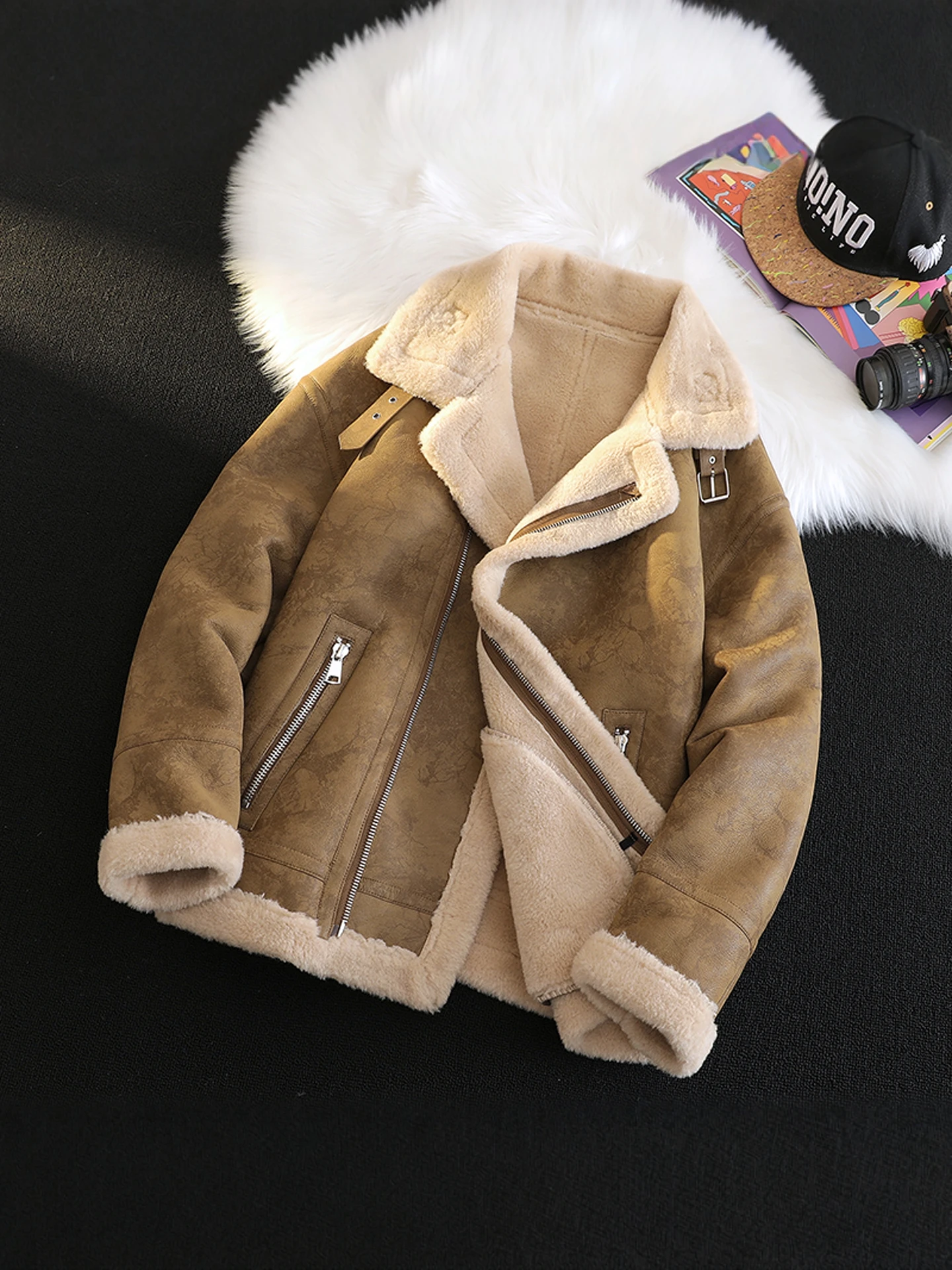 

Men's Winter Thiened Fce Lined ort Lamb Fur Jaet Warm Casual Cleanfit Zipper Closure Regular Length Polyester Cotton...