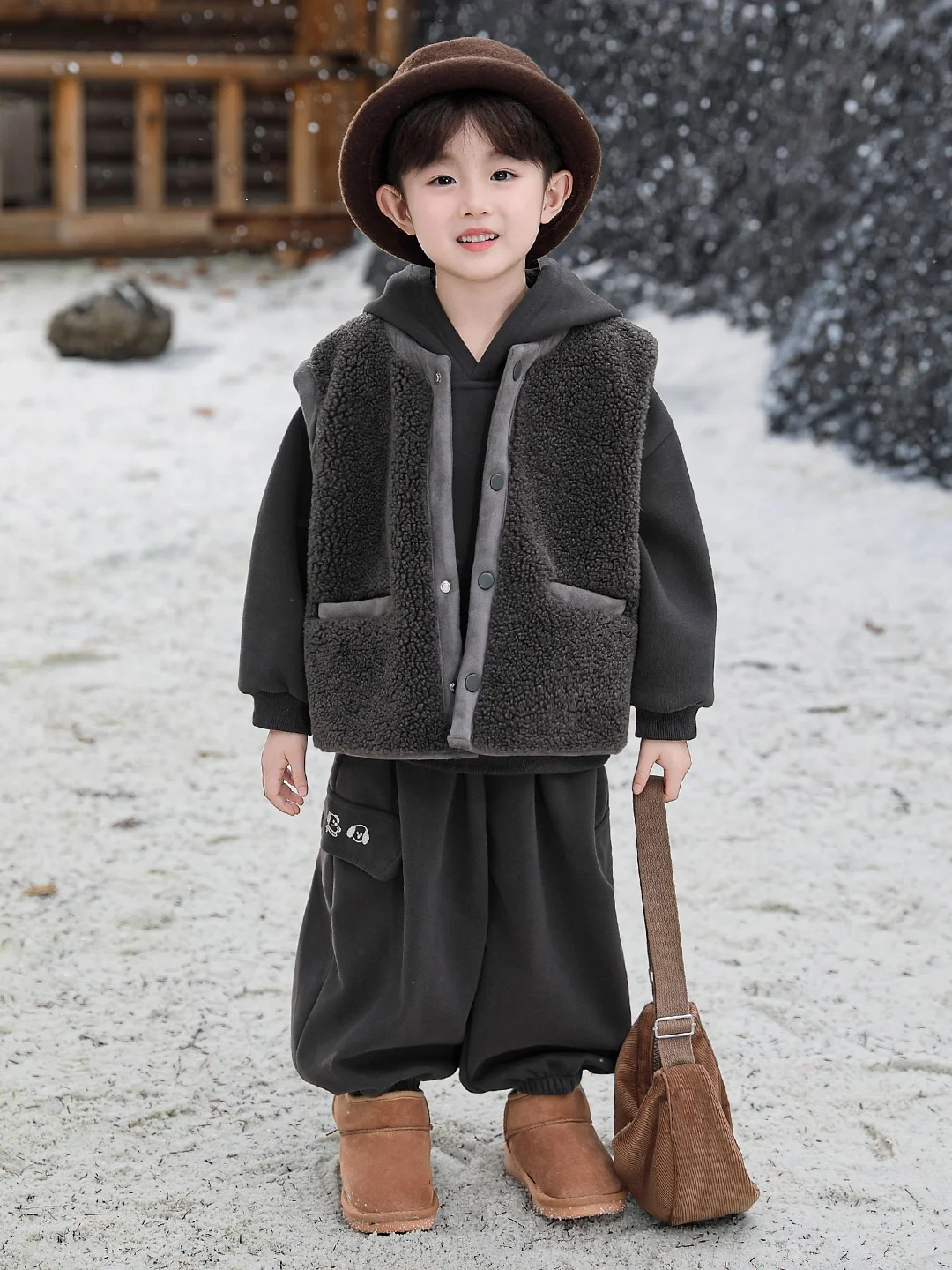 

Thickened Fleece Boys' Three-Piece Suit Vest Set Autumn Winter Casual Sports Wear for Middle And Small Children