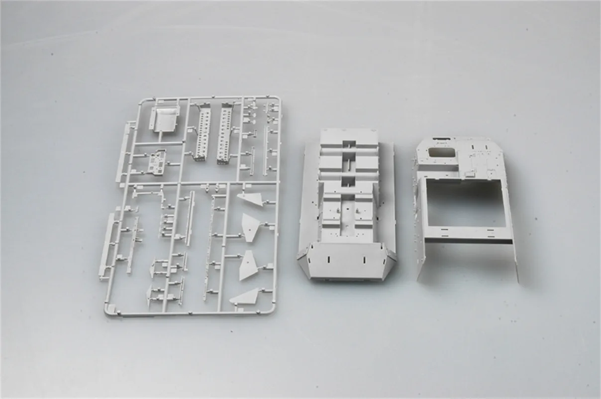 Trumpeter 00397 1/35 skala US M1130 Stryker pojazd polecenia wojskowy plastikowe zestawy modeli do składania