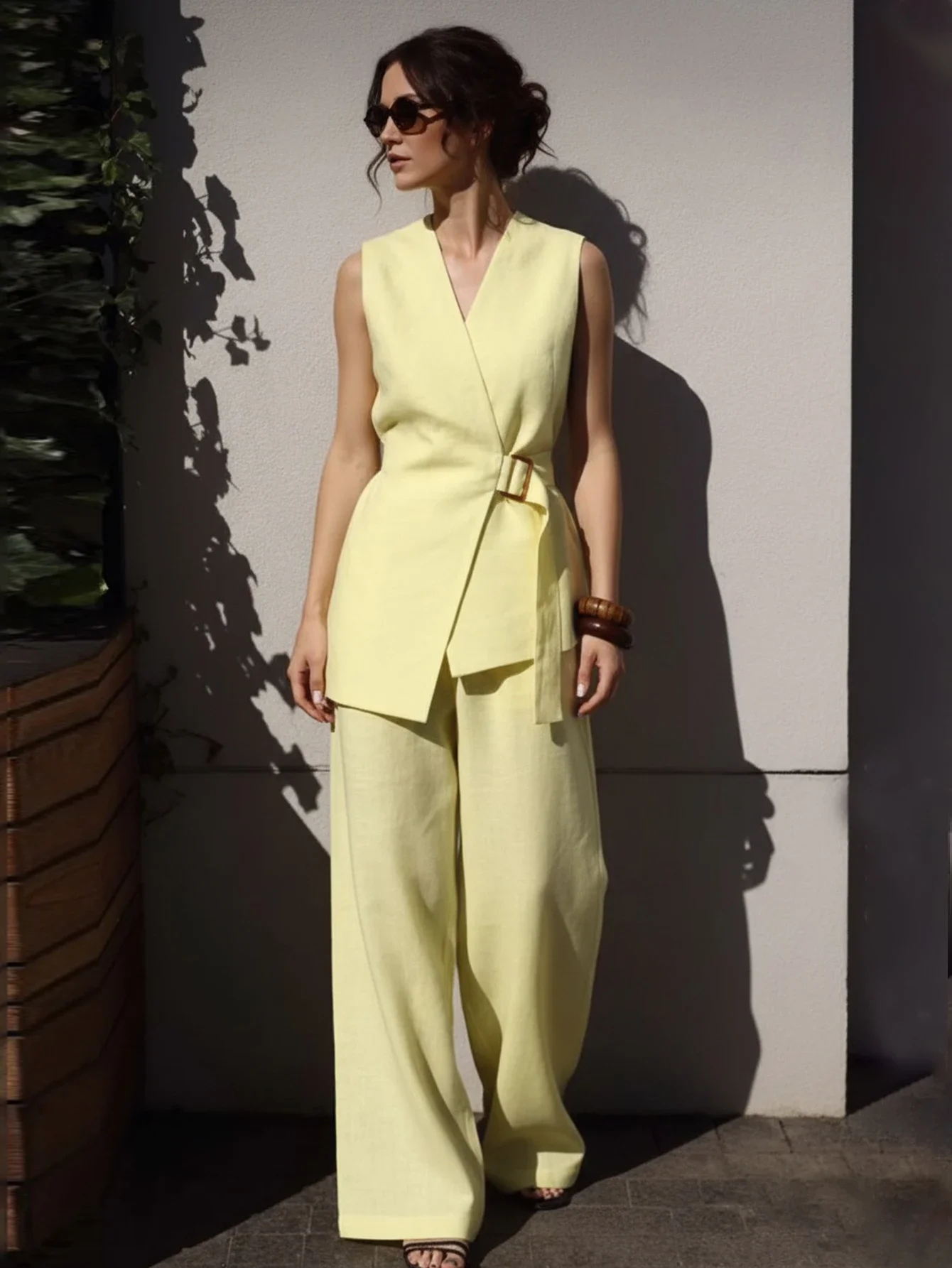 

2pcs Elegant Sleeveless V-Neck Tie Waistcoat Top And Loose Wide Leg Pants Set Spring