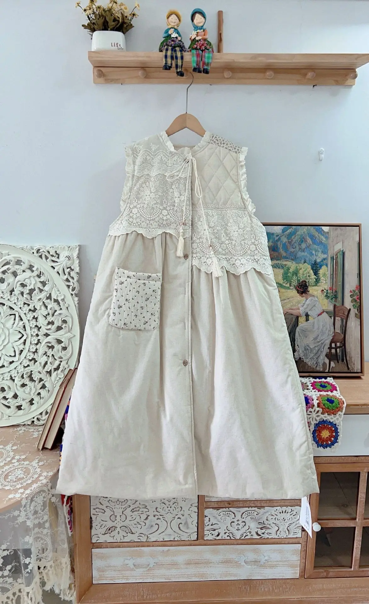 Vintage Lace Embroidery Cotton Jacket Vest Dress Women Japanese Mori Girl O-neck Single-breasted Sleeveless Parka Winter Outwear