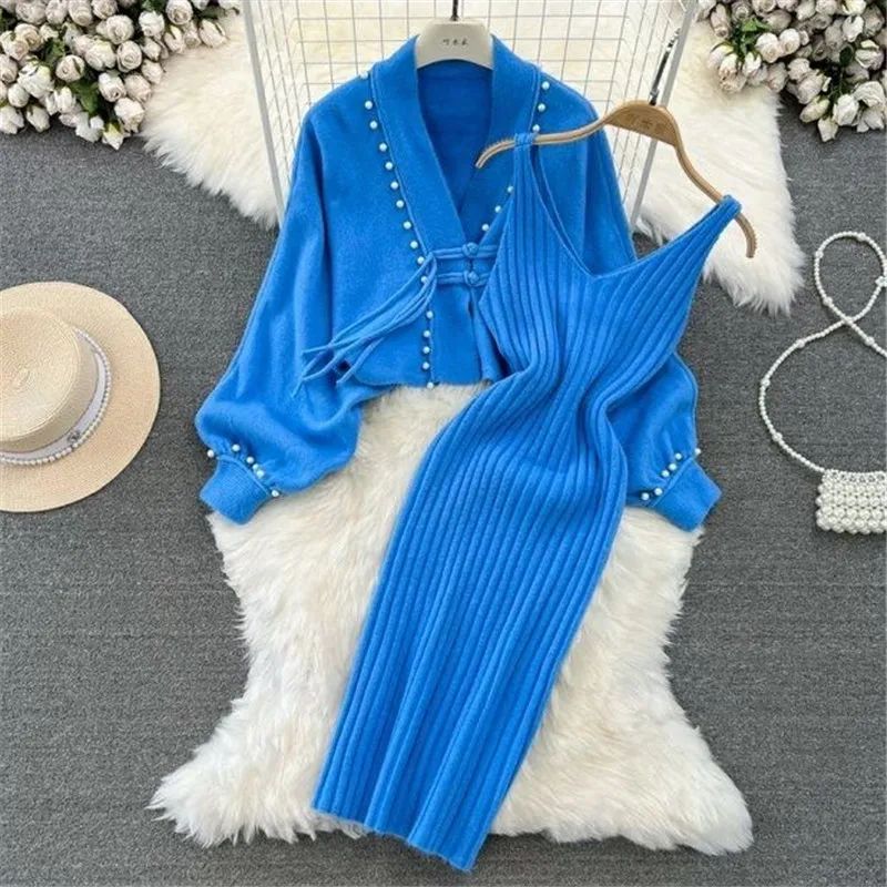 Women Autumn Winter Suit Chinese Style Bat Long Sleeved Buttoned Sweater Jacket @ Waist Cinched Knit Vest Dress Two-Piece Set