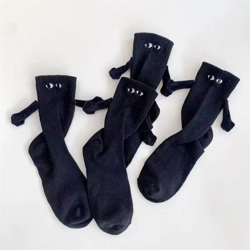 1 Pair Fashion Funny Creative Magnetic Attraction Hands Black White Cartoon Eyes Couples Sox Socks