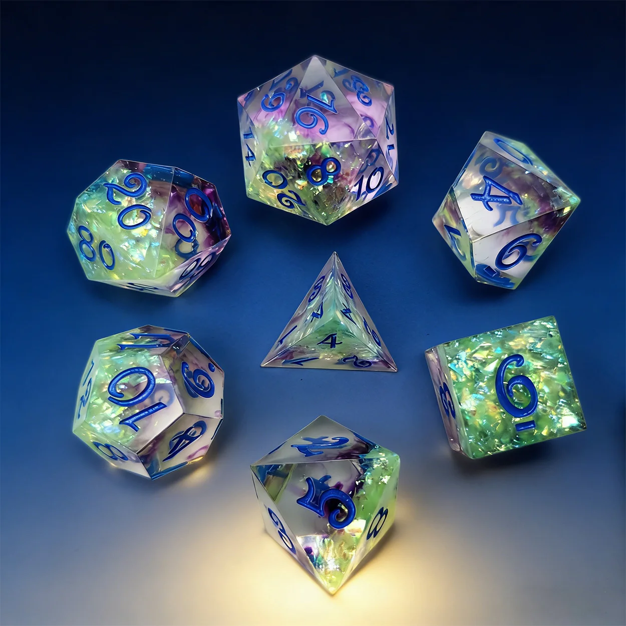 

7 шт. уникальных полупрозрачных кубиков из смолы (включая коробку), настольные игры, кубики для ролевых игр