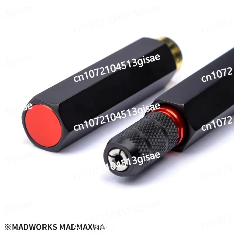 

MADWORKS MAX-02 Hexagonal shank with cover art