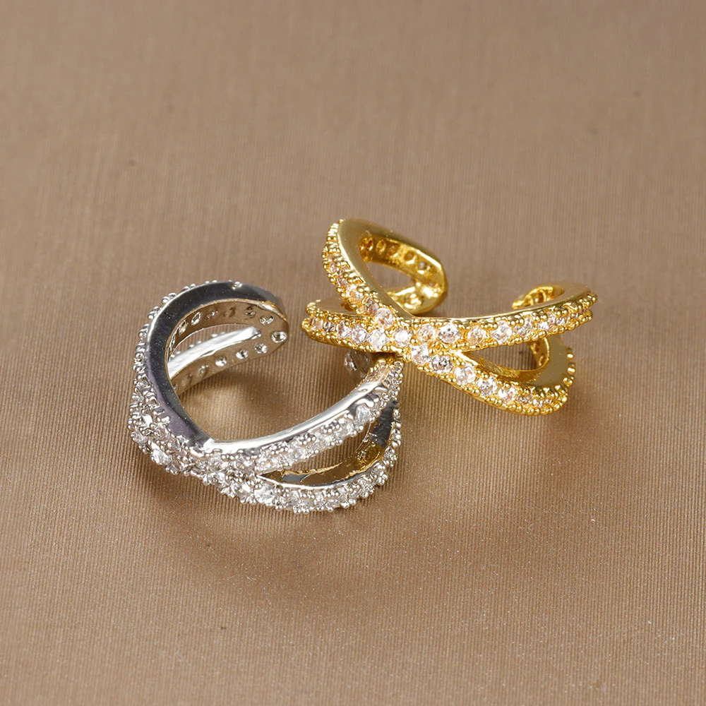 1Piece Fashion Simple Gold-Plated Crystal Clip Earrings for Women Girls Minimalist Pure Titanium Metal Fake Piercing Ear Jewelry