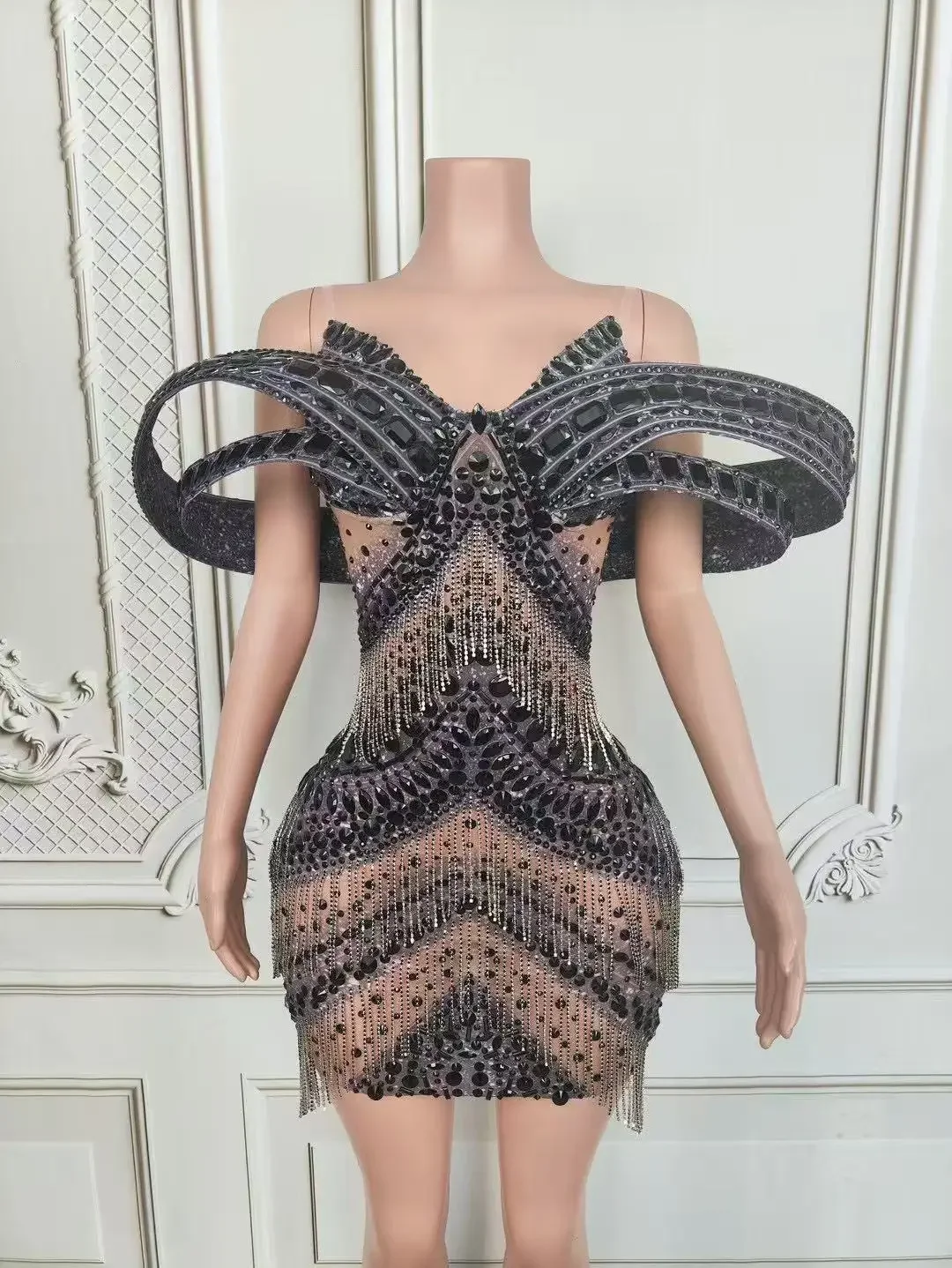 ทองเพชรสีดํา Rhinestones สั้นตาข่ายชุดผู้หญิงเซ็กซี่ฉลองชุดราตรีวันเกิด Party Photoshoot เครื่องแต่งกาย