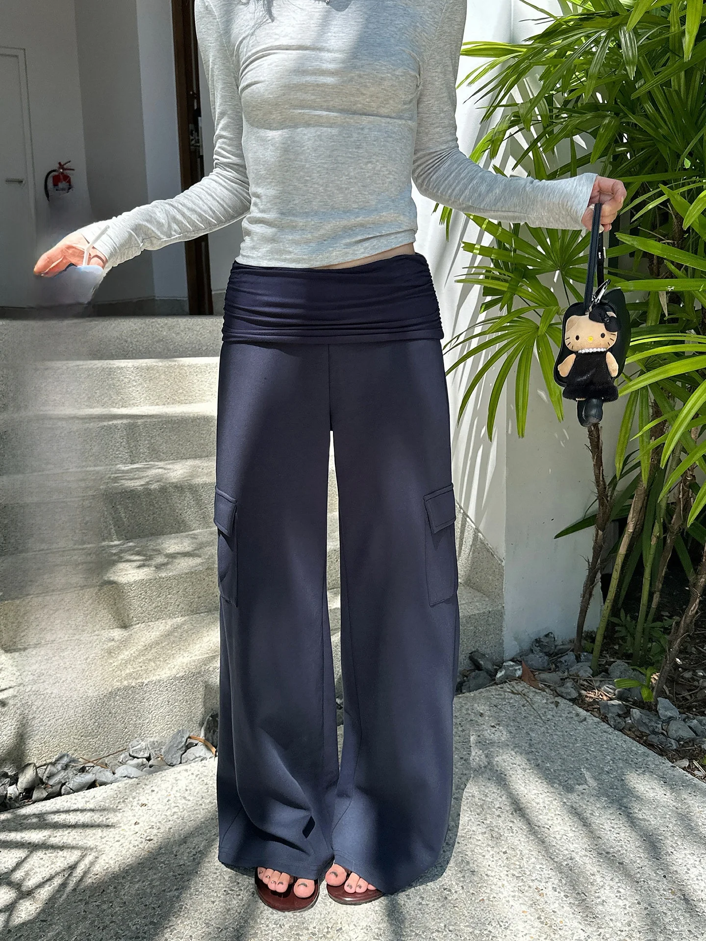 

Женские повседневные брюки с низкой талией, весенняя новинка в корейском стиле, простые в сочетании, плиссированные, широкие, длинные, в пол, с карманами