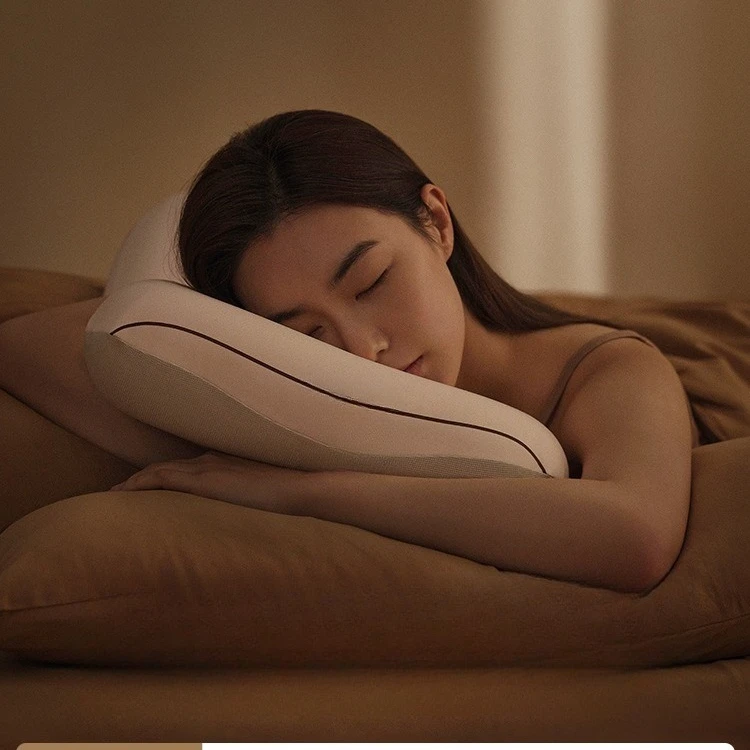 低反発メモリーフォーム枕、睡眠を助ける頸椎サポート枕、大人用枕芯