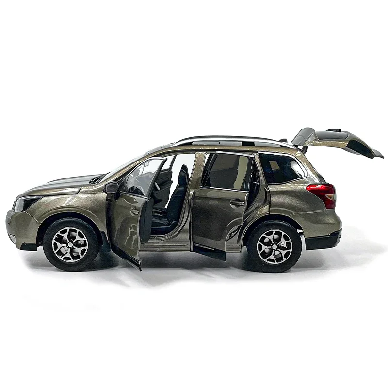 1:18 Scale Subaru Forester XT 2015 Metal Car Model for Men Gifts 1:18 Simulation Diecast Miniature Static Vehicle Toys Models