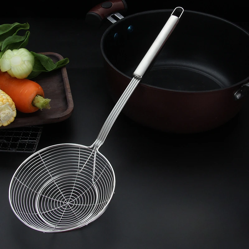 Round Stainless Steel Strainer with Long Handle Kitchen Sieves Scoop Hot Pot Oil Filter Colander Cooking Tools Skimmer Spoon